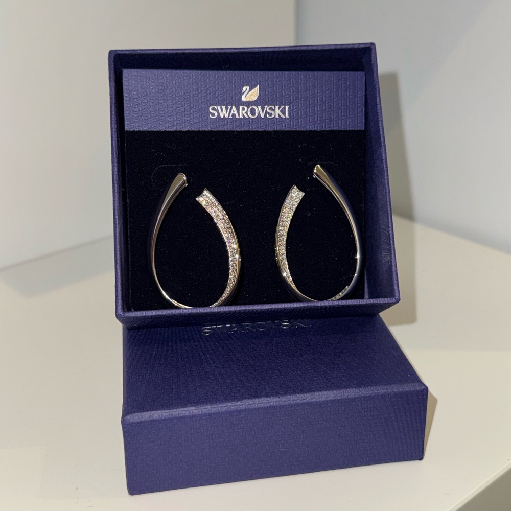 Swarovski Crystals Silver Hoop Earrings